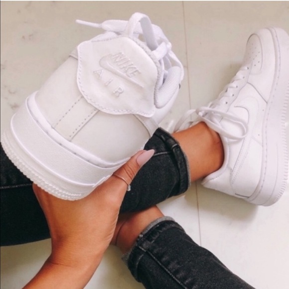 Nike Air Force 1 - Picture 6 of 6